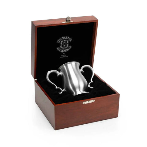 Engraveable | Royal Selangor Loving CUp Cup with a wooden box