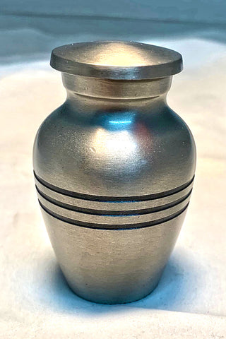 Engravable | 2.75" Pewter Keepsake urn (40ml)